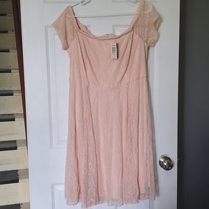 Torrid peach lace dress